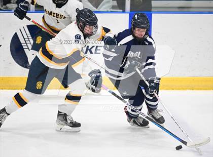 Thumbnail 3 in Wethersfield vs. Simsbury (CCC North Final) photogallery.
