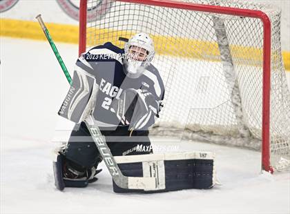 Thumbnail 3 in Wethersfield vs. Simsbury (CCC North Final) photogallery.