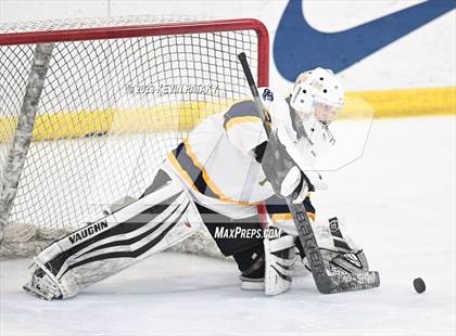 Thumbnail 3 in Wethersfield vs. Simsbury (CCC North Final) photogallery.