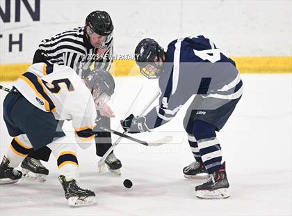 Thumbnail 2 in Wethersfield vs. Simsbury (CCC North Final) photogallery.