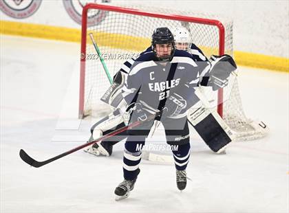 Thumbnail 1 in Wethersfield vs. Simsbury (CCC North Final) photogallery.
