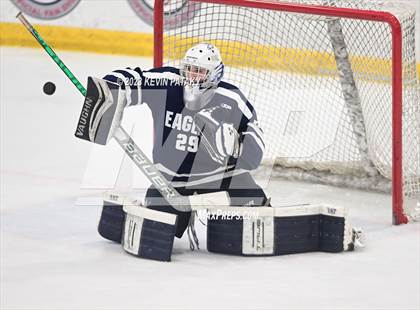Thumbnail 2 in Wethersfield vs. Simsbury (CCC North Final) photogallery.