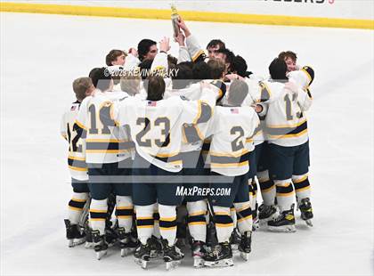 Thumbnail 1 in Wethersfield vs. Simsbury (CCC North Final) photogallery.
