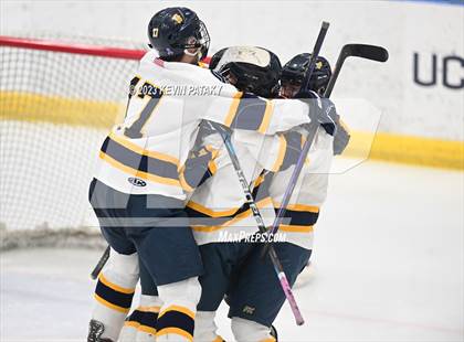 Thumbnail 1 in Wethersfield vs. Simsbury (CCC North Final) photogallery.