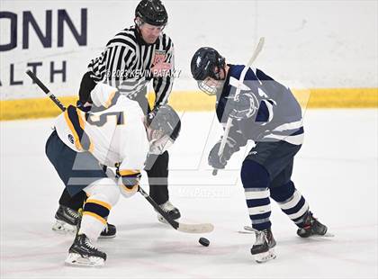 Thumbnail 2 in Wethersfield vs. Simsbury (CCC North Final) photogallery.