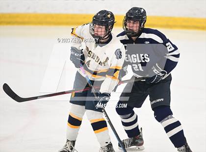 Thumbnail 2 in Wethersfield vs. Simsbury (CCC North Final) photogallery.