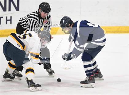 Thumbnail 3 in Wethersfield vs. Simsbury (CCC North Final) photogallery.