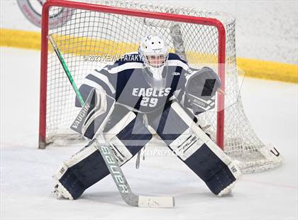 Thumbnail 1 in Wethersfield vs. Simsbury (CCC North Final) photogallery.