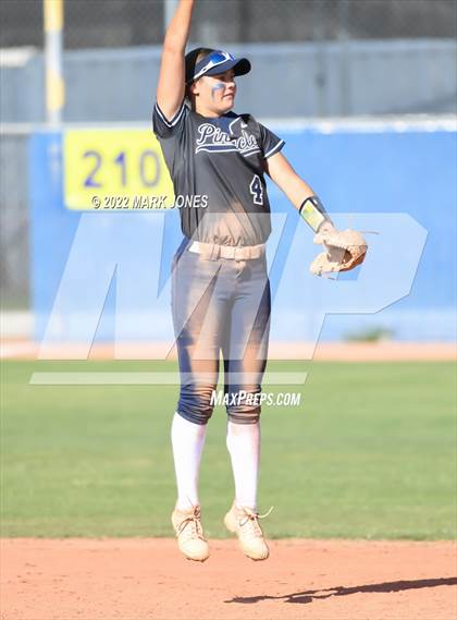 Thumbnail 2 in Pinnacle @ O'Connor (Senior Night) photogallery.