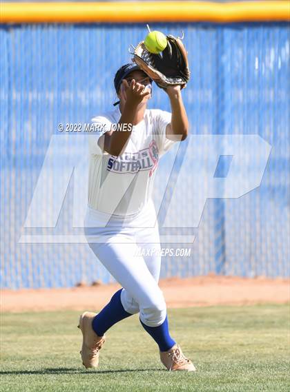 Thumbnail 3 in Pinnacle @ O'Connor (Senior Night) photogallery.