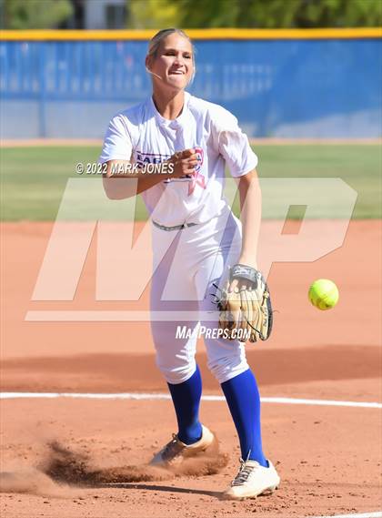 Thumbnail 2 in Pinnacle @ O'Connor (Senior Night) photogallery.
