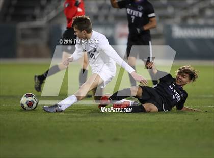 Thumbnail 1 in Air Academy vs. Skyview (CHSAA 4A Final) photogallery.