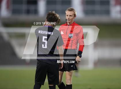 Thumbnail 1 in Air Academy vs. Skyview (CHSAA 4A Final) photogallery.