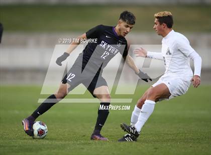 Thumbnail 3 in Air Academy vs. Skyview (CHSAA 4A Final) photogallery.