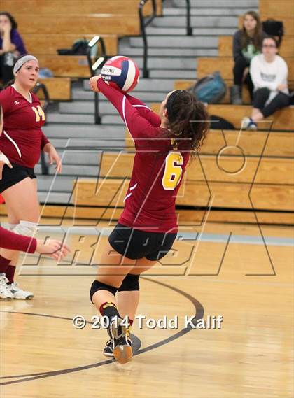 Thumbnail 1 in Waterford vs St. Joseph (CIAC Class M Semifinal) photogallery.