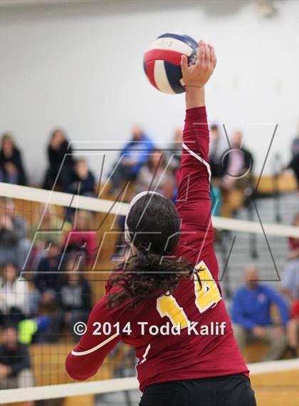 Thumbnail 1 in Waterford vs St. Joseph (CIAC Class M Semifinal) photogallery.