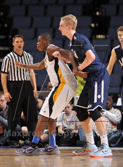 Thumbnail 3 in Santa Monica vs. Loyola (CIF SoCal Regional D1 Final) photogallery.