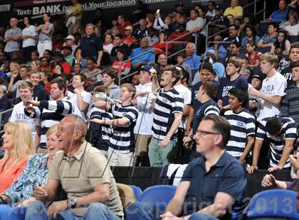 Thumbnail 3 in Santa Monica vs. Loyola (CIF SoCal Regional D1 Final) photogallery.