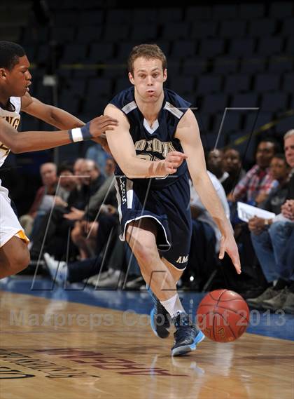 Thumbnail 3 in Santa Monica vs. Loyola (CIF SoCal Regional D1 Final) photogallery.