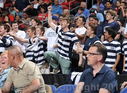 Thumbnail 2 in Santa Monica vs. Loyola (CIF SoCal Regional D1 Final) photogallery.