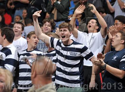 Thumbnail 1 in Santa Monica vs. Loyola (CIF SoCal Regional D1 Final) photogallery.