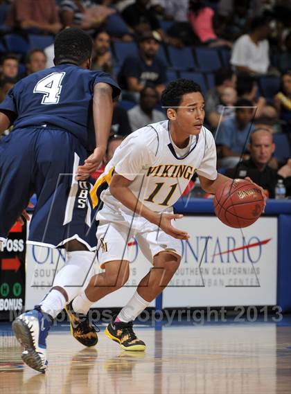 Thumbnail 1 in Santa Monica vs. Loyola (CIF SoCal Regional D1 Final) photogallery.