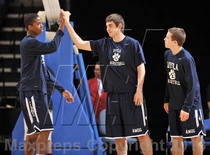 Thumbnail 1 in Santa Monica vs. Loyola (CIF SoCal Regional D1 Final) photogallery.