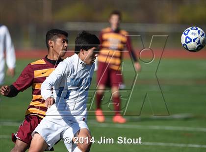 Thumbnail 2 in Ithaca vs. John Jay-East Fishkill (NYSPHSAA Class AA Regional Final) photogallery.