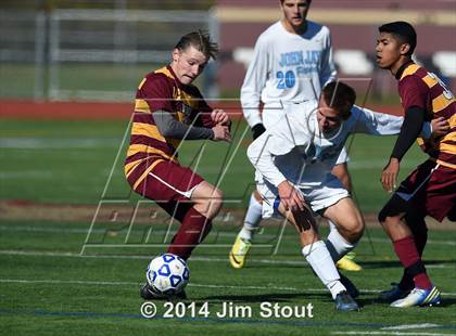 Thumbnail 2 in Ithaca vs. John Jay-East Fishkill (NYSPHSAA Class AA Regional Final) photogallery.