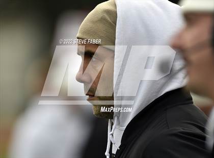Thumbnail 2 in Yelm vs. Bellevue (WIAA 3A State Semifinal) photogallery.