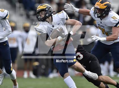 Thumbnail 1 in Yelm vs. Bellevue (WIAA 3A State Semifinal) photogallery.