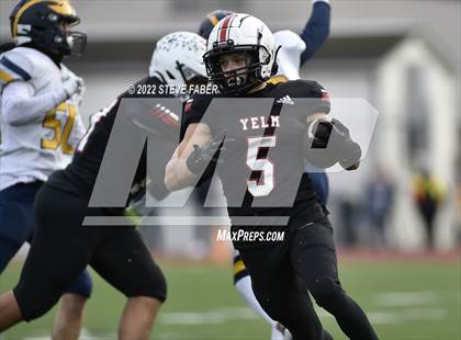 Thumbnail 2 in Yelm vs. Bellevue (WIAA 3A State Semifinal) photogallery.