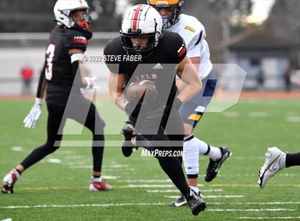 Thumbnail 1 in Yelm vs. Bellevue (WIAA 3A State Semifinal) photogallery.