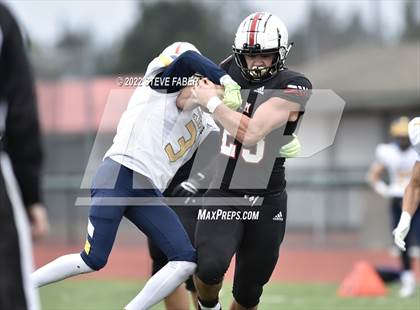 Thumbnail 2 in Yelm vs. Bellevue (WIAA 3A State Semifinal) photogallery.