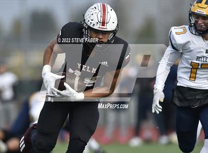 Thumbnail 1 in Yelm vs. Bellevue (WIAA 3A State Semifinal) photogallery.