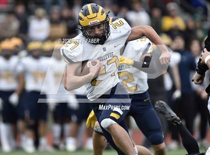 Thumbnail 3 in Yelm vs. Bellevue (WIAA 3A State Semifinal) photogallery.