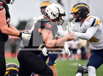 Thumbnail 3 in Yelm vs. Bellevue (WIAA 3A State Semifinal) photogallery.