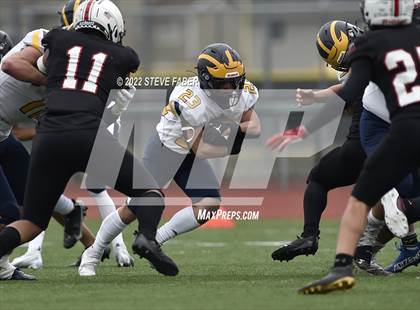 Thumbnail 3 in Yelm vs. Bellevue (WIAA 3A State Semifinal) photogallery.
