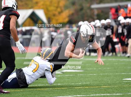 Thumbnail 1 in Yelm vs. Bellevue (WIAA 3A State Semifinal) photogallery.
