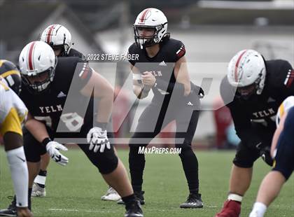 Thumbnail 1 in Yelm vs. Bellevue (WIAA 3A State Semifinal) photogallery.