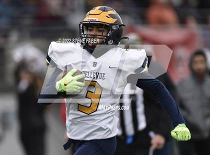 Thumbnail 2 in Yelm vs. Bellevue (WIAA 3A State Semifinal) photogallery.