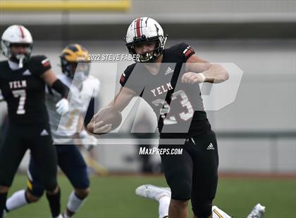 Thumbnail 1 in Yelm vs. Bellevue (WIAA 3A State Semifinal) photogallery.