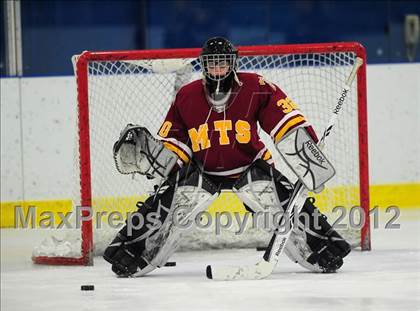 Thumbnail 1 in Sheehan @ Housatonic/Northwestern photogallery.