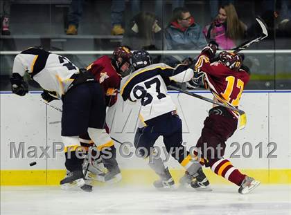 Thumbnail 1 in Sheehan @ Housatonic/Northwestern photogallery.