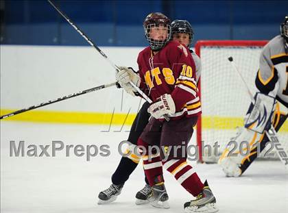 Thumbnail 2 in Sheehan @ Housatonic/Northwestern photogallery.