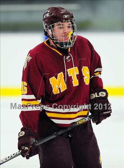 Thumbnail 1 in Sheehan @ Housatonic/Northwestern photogallery.