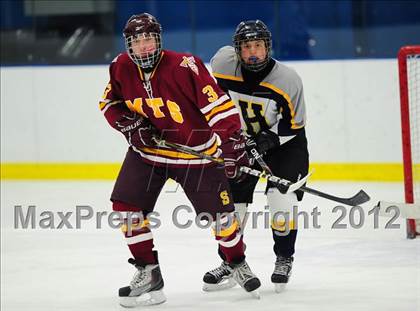 Thumbnail 2 in Sheehan @ Housatonic/Northwestern photogallery.