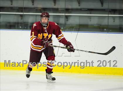 Thumbnail 1 in Sheehan @ Housatonic/Northwestern photogallery.