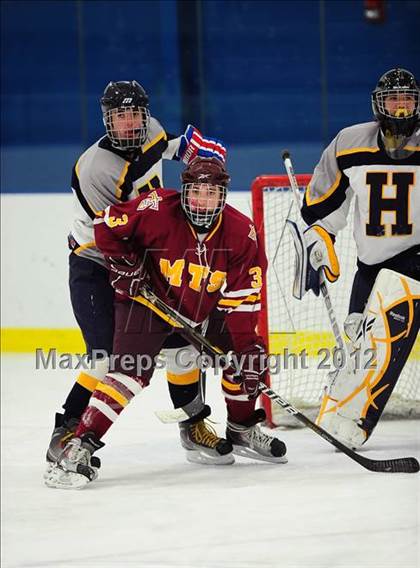 Thumbnail 2 in Sheehan @ Housatonic/Northwestern photogallery.
