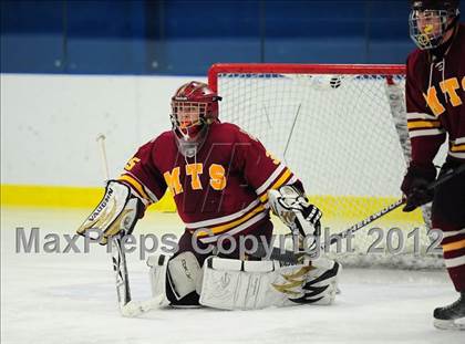 Thumbnail 1 in Sheehan @ Housatonic/Northwestern photogallery.